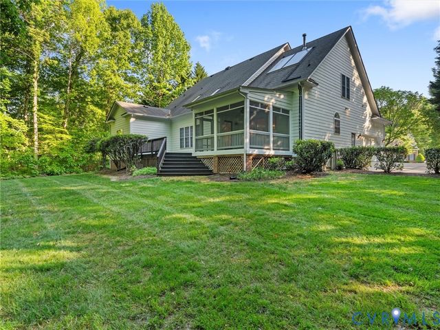 15743 Moss Fire Ct, Moseley, VA 23120