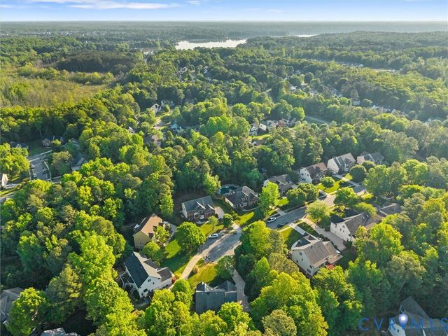 15743 Moss Fire Ct, Moseley, VA 23120