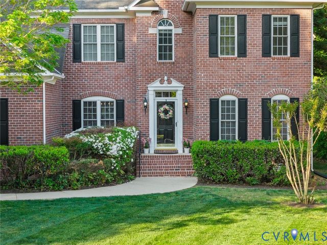 15743 Moss Fire Ct, Moseley, VA 23120