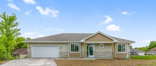 31079 Magnolia Ridge Way, Lindstrom, MN 55045