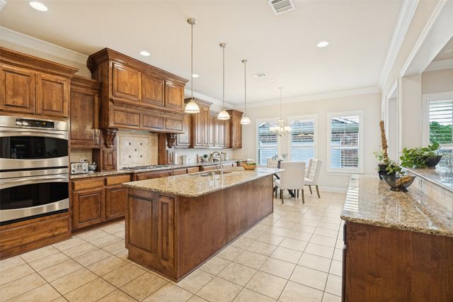 10918 Beauty Lane, Dallas, TX 75229