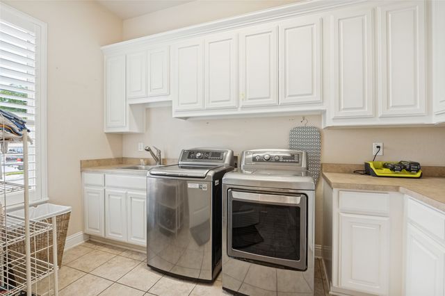 10918 Beauty Lane, Dallas, TX 75229