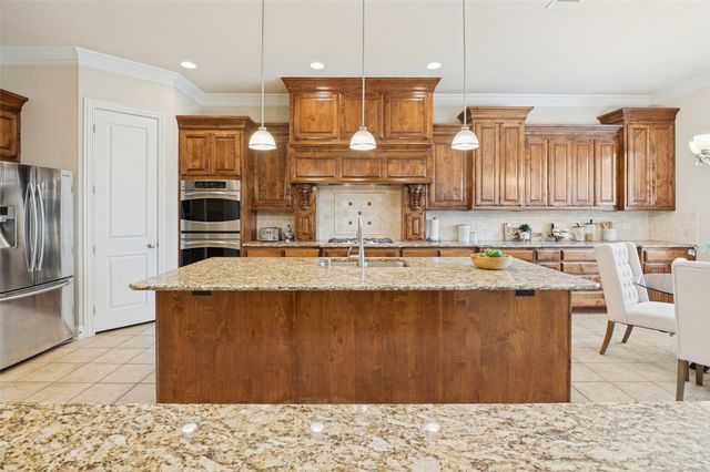 10918 Beauty Lane, Dallas, TX 75229