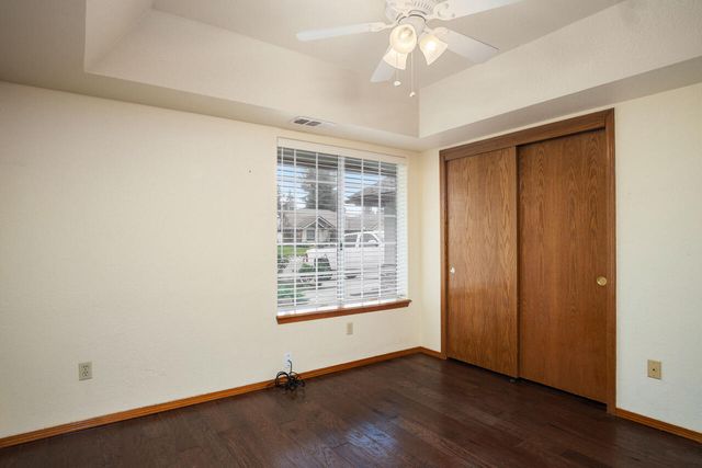 2438 W Kanai Avenue, Porterville, CA 93257