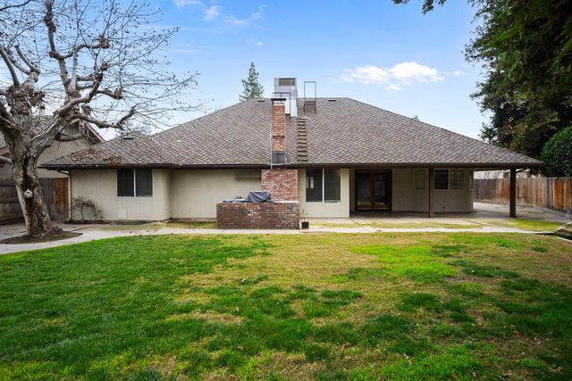 2438 W Kanai Avenue, Porterville, CA 93257