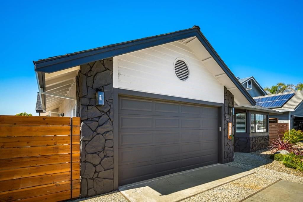 Image 12 of property listing at 1923 Seal Way, Discovery Bay, CA 94505