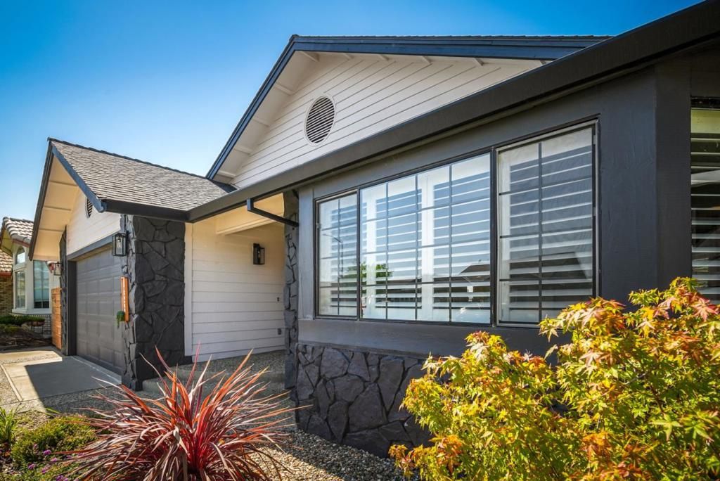 Image 15 of property listing at 1923 Seal Way, Discovery Bay, CA 94505