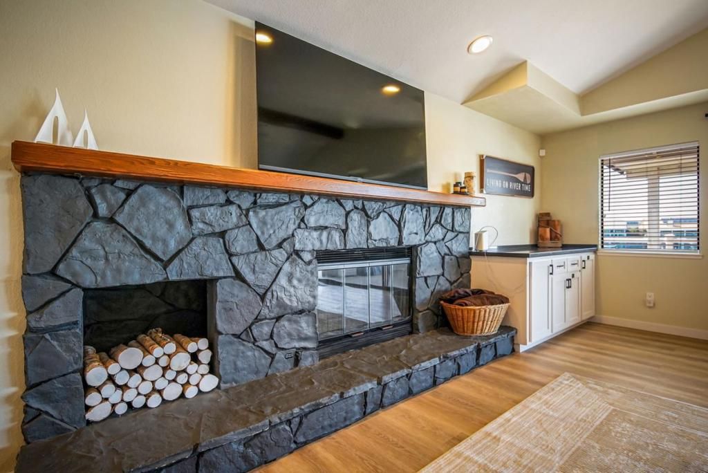 Image 32 of property listing at 1923 Seal Way, Discovery Bay, CA 94505