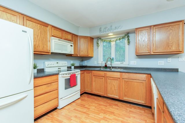815 Bachelder Road, Pembroke, NH 03275