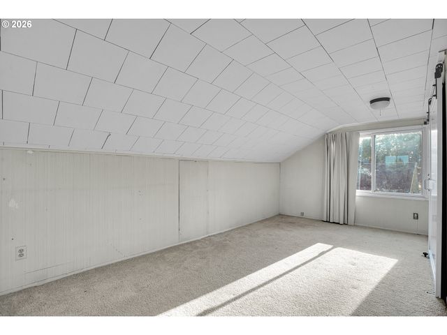 1023 Ne 172ND Ave, Portland, OR 97230