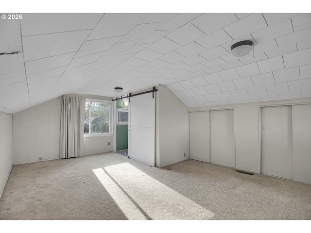 1023 Ne 172ND Ave, Portland, OR 97230