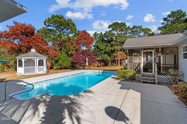 109 Maypop Court, Wilmington, NC 28412
