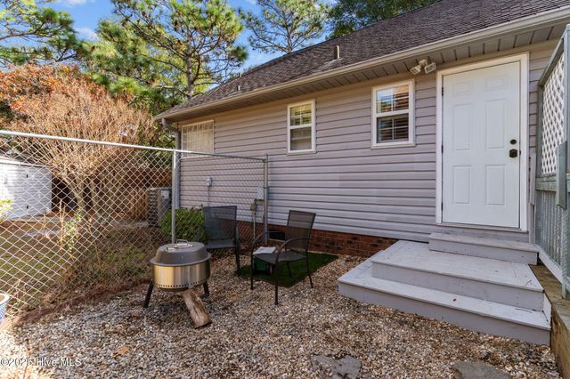 109 Maypop Court, Wilmington, NC 28412