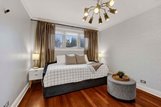 8612 Lawndale Avenue, Skokie, IL 60076