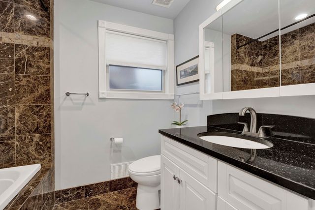 8612 Lawndale Avenue, Skokie, IL 60076