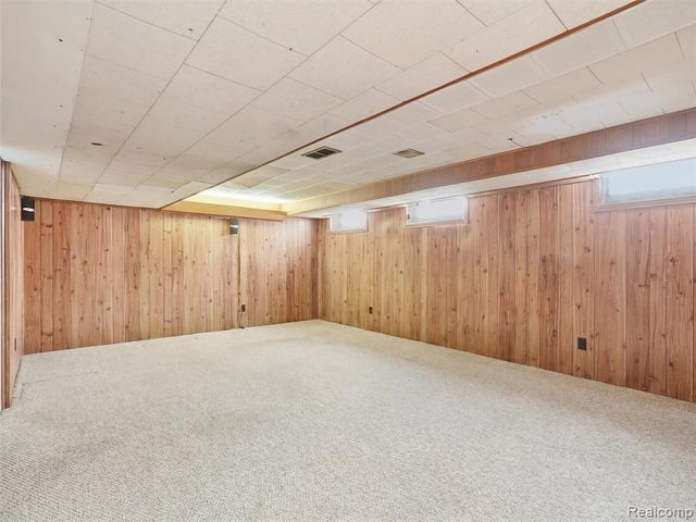 16511 Cherrylawn Street, Detroit, MI 48221
