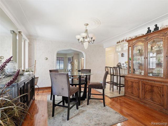16511 Cherrylawn Street, Detroit, MI 48221