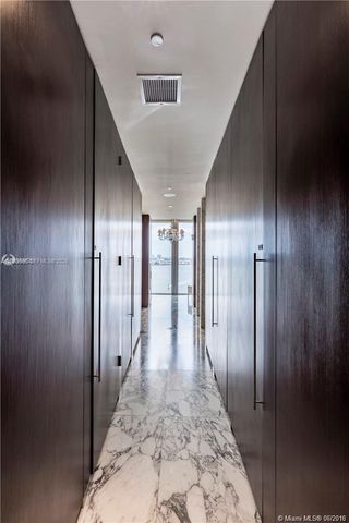 465 Brickell Avenue 604, Miami, FL 33131