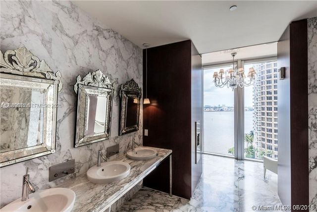 465 Brickell Avenue 604, Miami, FL 33131