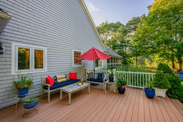 57 Cairn Ridge Road, Falmouth, MA 02540