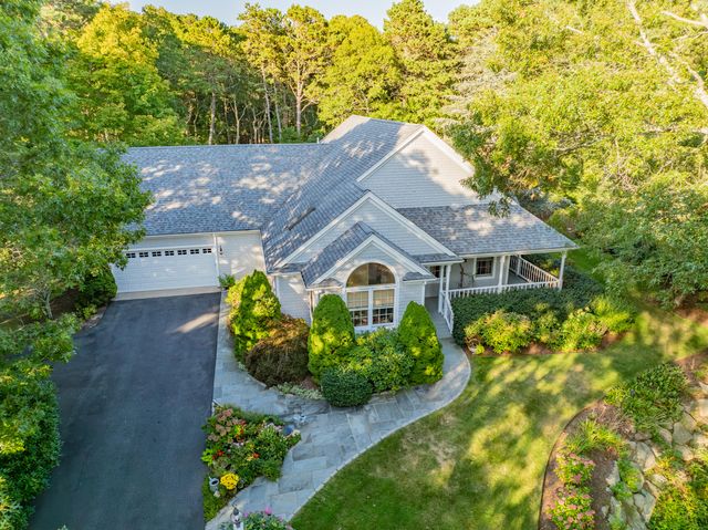 57 Cairn Ridge Road, Falmouth, MA 02540