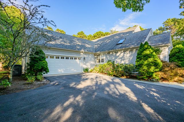 57 Cairn Ridge Road, Falmouth, MA 02540