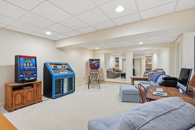 57 Cairn Ridge Road, Falmouth, MA 02540