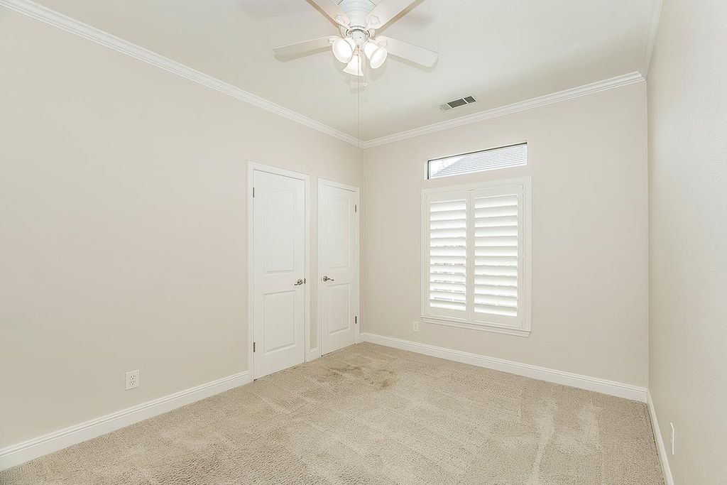 Image 19 of property listing at 1273 W Olson Avenue, Reedley, CA 93654