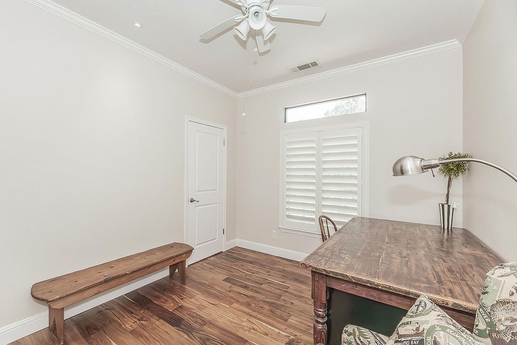 Image 22 of property listing at 1273 W Olson Avenue, Reedley, CA 93654