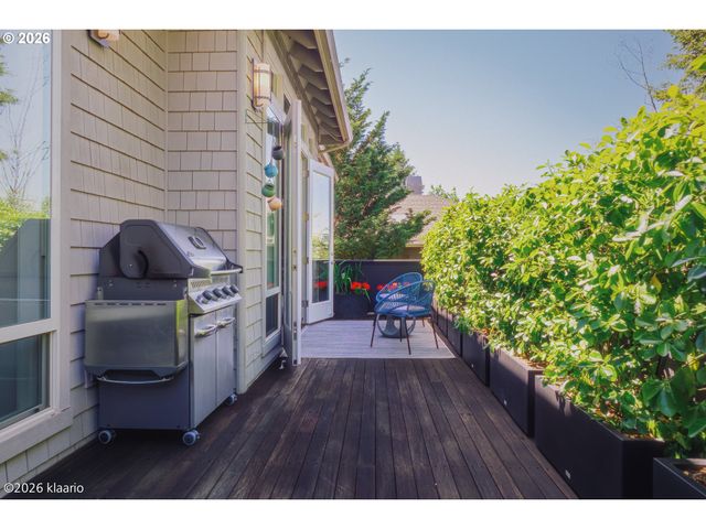 6797 Sw Sean Michael Pl, Portland, OR 97225
