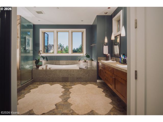 6797 Sw Sean Michael Pl, Portland, OR 97225