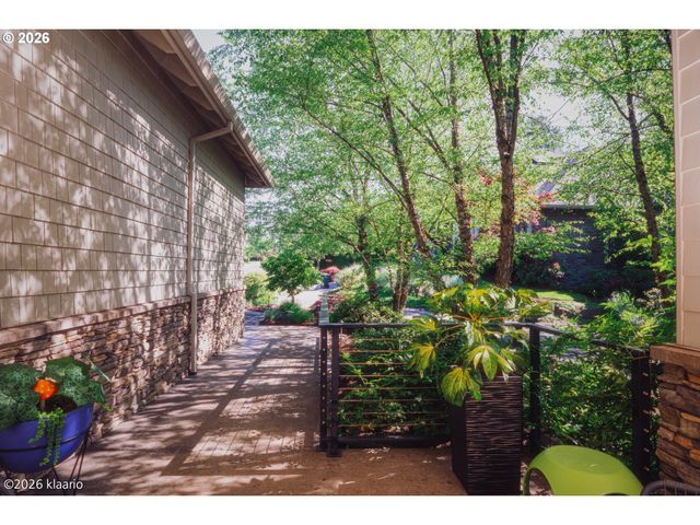 6797 Sw Sean Michael Pl, Portland, OR 97225