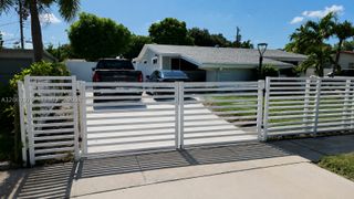 620 N 65th Ave, Hollywood, FL 33024