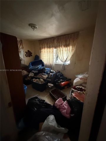 521 NW 189th Ter, Miami Gardens, FL 33169