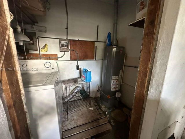 521 NW 189th Ter, Miami Gardens, FL 33169