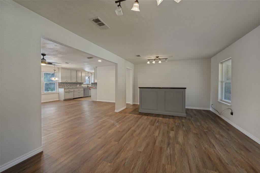 2400 W Lavender Lane, Arlington, TX 76013 — photo 5