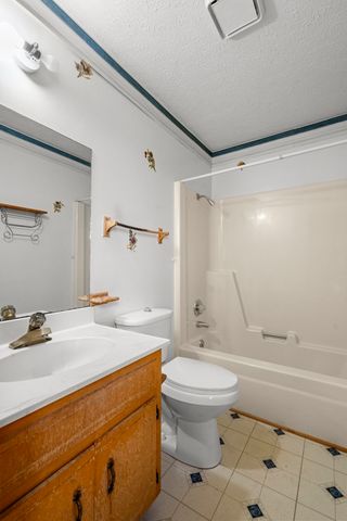 384 Columbia Ave, Centerville, TN 37033