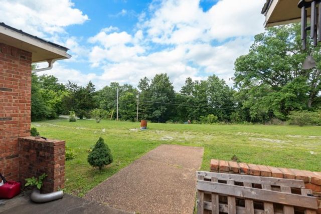 384 Columbia Ave, Centerville, TN 37033