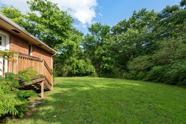 384 Columbia Ave, Centerville, TN 37033