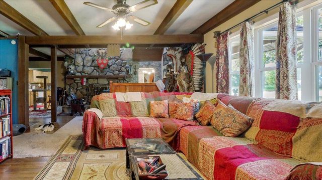 1339 W Business Highway 60-63, Willow Springs, MO 65793