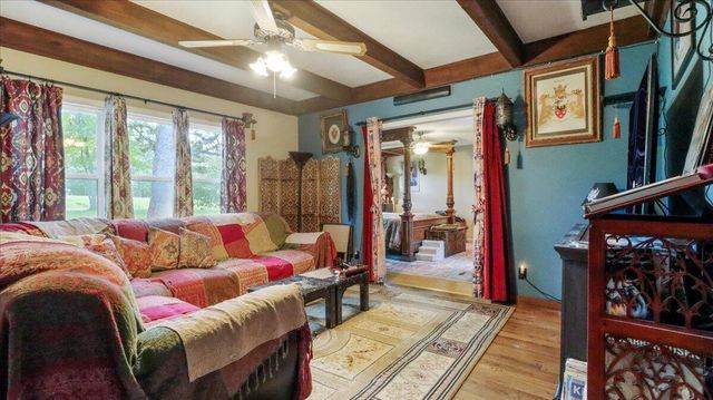 1339 W Business Highway 60-63, Willow Springs, MO 65793