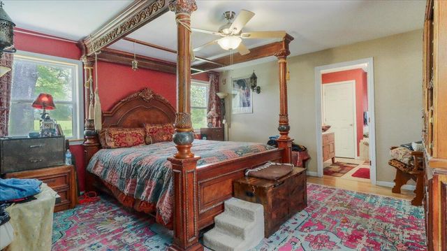 1339 W Business Highway 60-63, Willow Springs, MO 65793