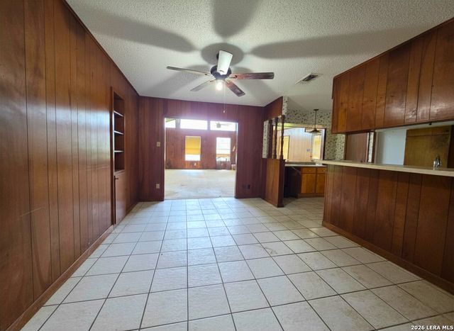 4438 FIRST VIEW DR, San Antonio, TX 78217