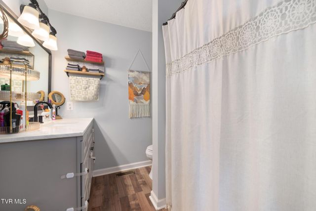 205 Kimberly Drive, Kingsport, TN 37663