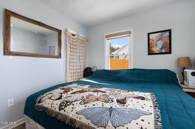 205 Kimberly Drive, Kingsport, TN 37663