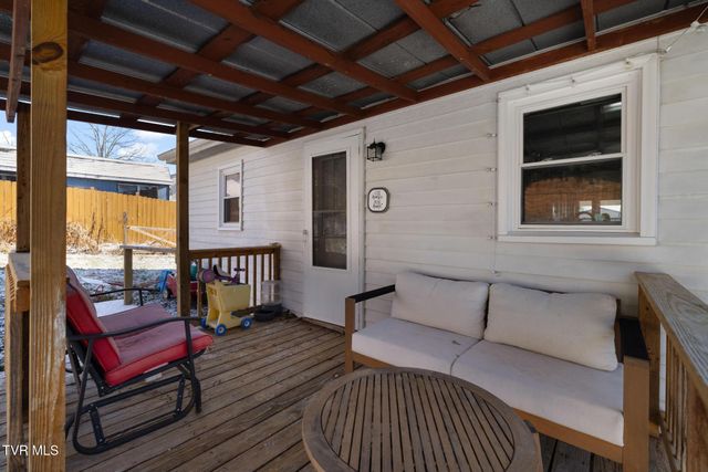 205 Kimberly Drive, Kingsport, TN 37663