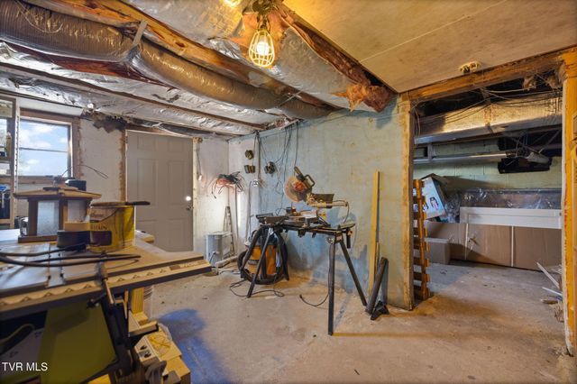 205 Kimberly Drive, Kingsport, TN 37663