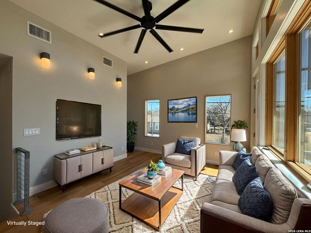 1107 S Cherry St., San Antonio, TX 78210