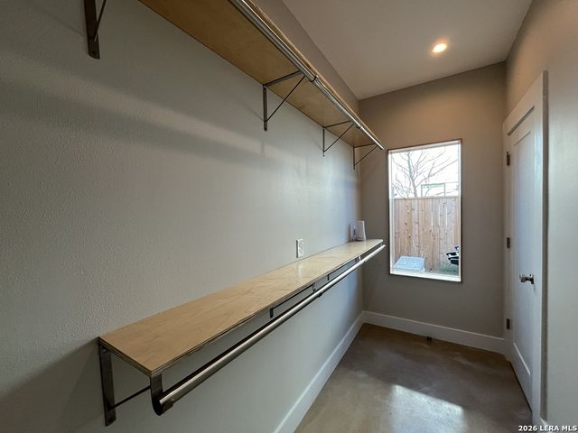 1107 S Cherry St., San Antonio, TX 78210