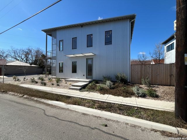1107 S Cherry St., San Antonio, TX 78210